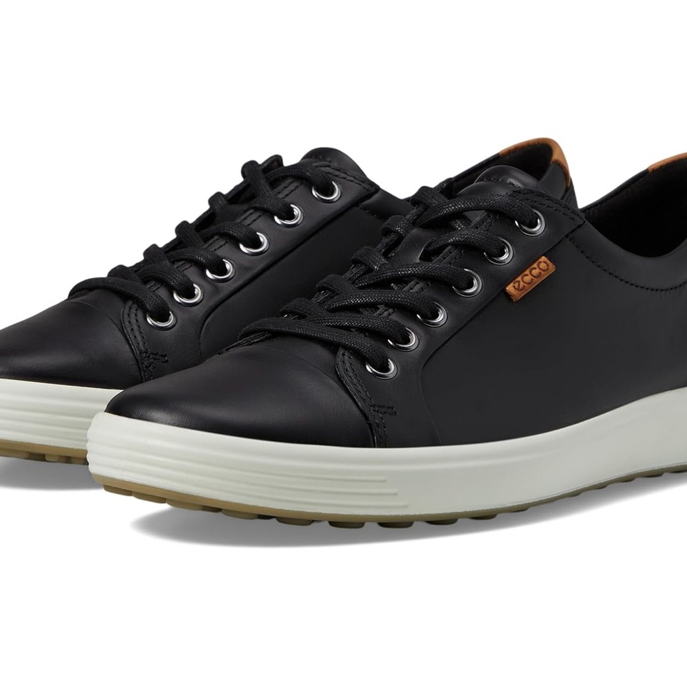 Ecco Black Leather Soft Sneaker - 9